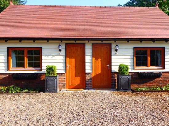 Handywater Cottage B&B - Tap to explore photos