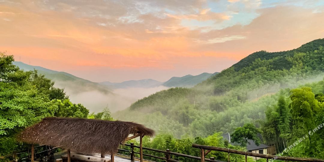 莫干山云岸水居