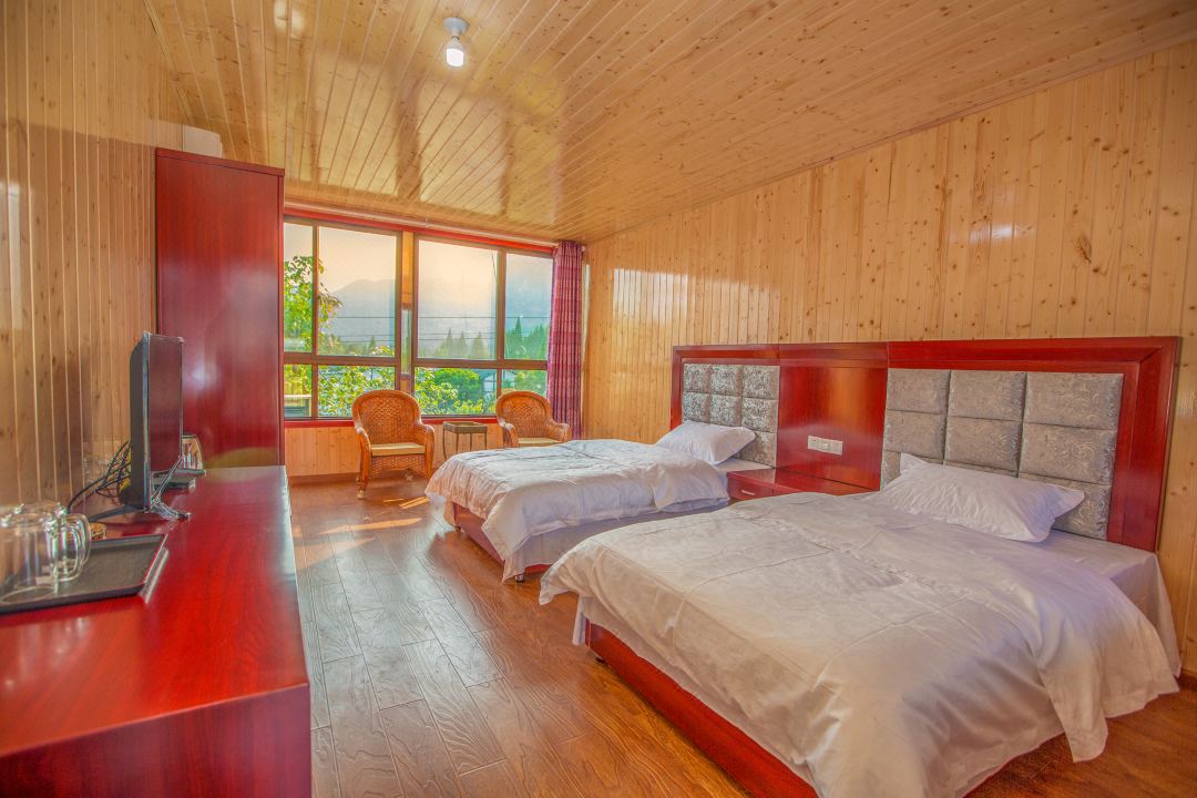 Qingcheng Guanshan Elegant House Chinese Inn