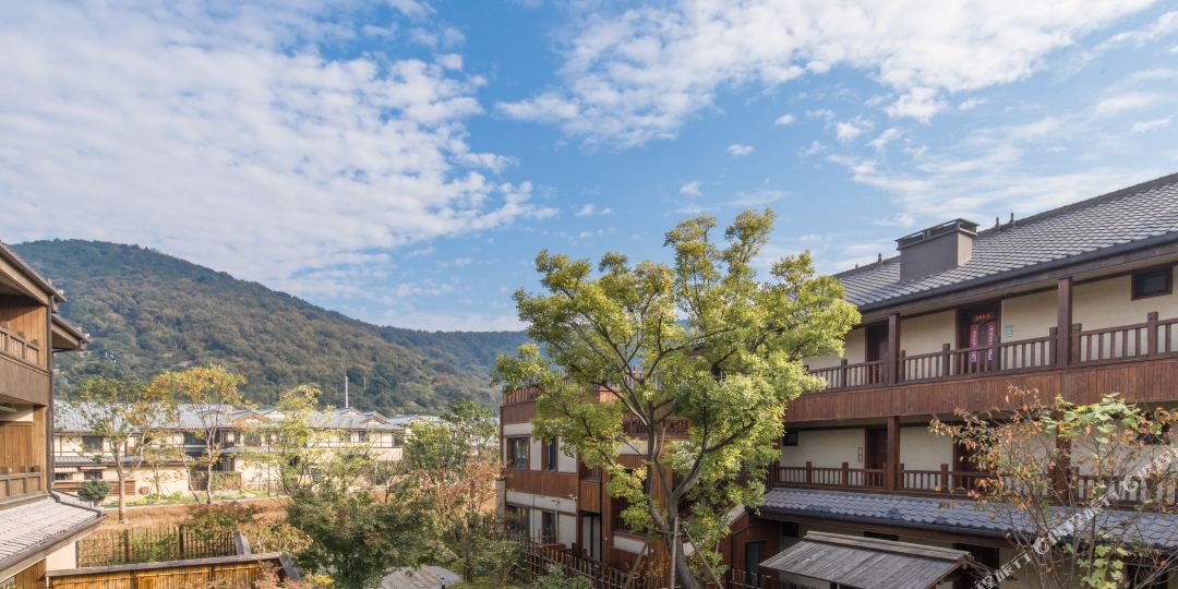 花住拂尘居客栈