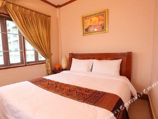 Nalinthone Guesthouse - Tap to explore photos