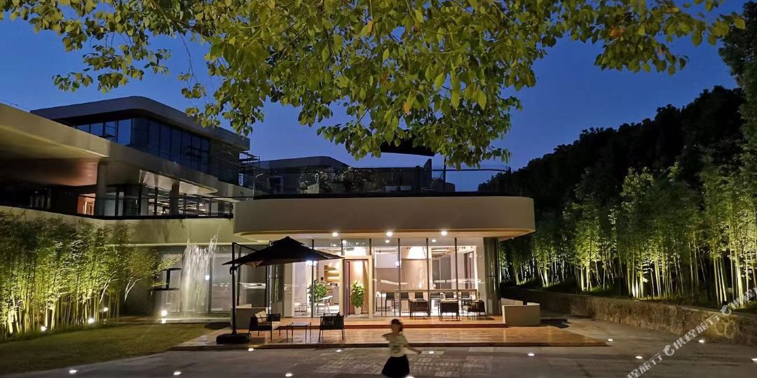 安悦湖畔精选酒店