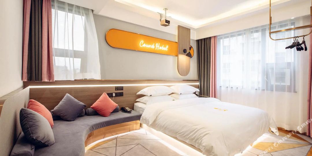 铂爵戒COUHT HOTEL