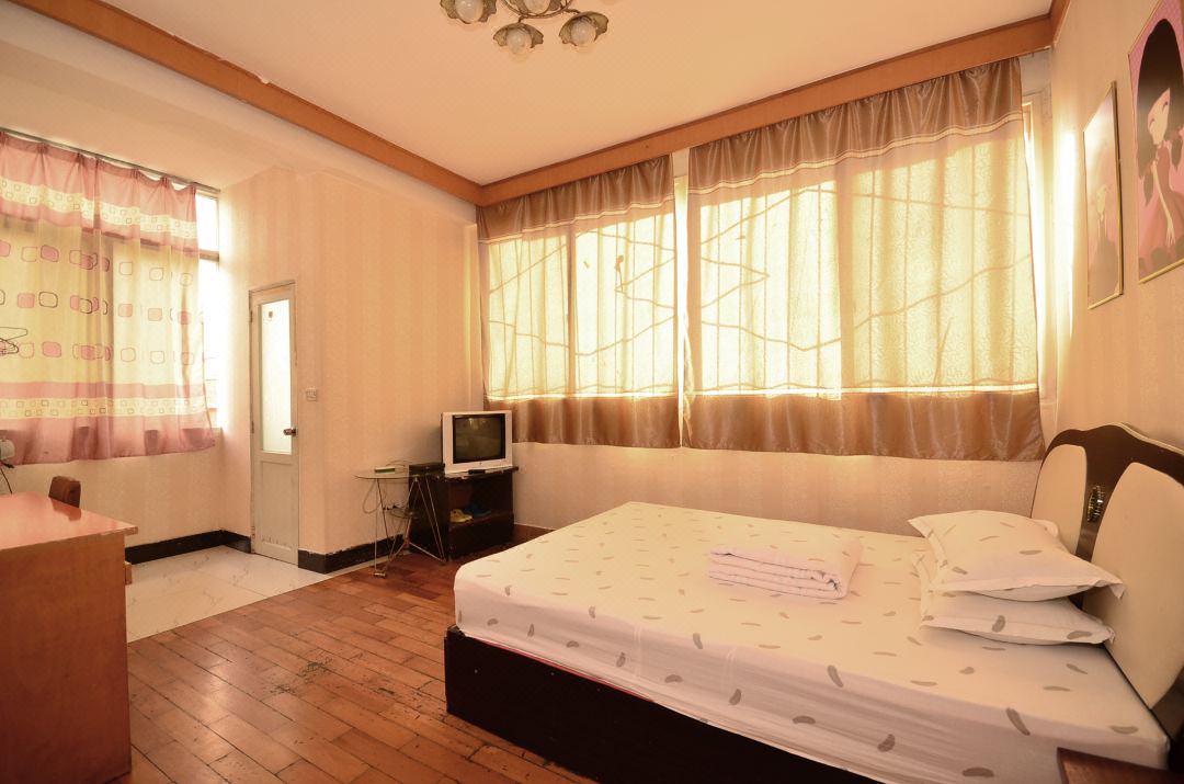 Xingya Apartment