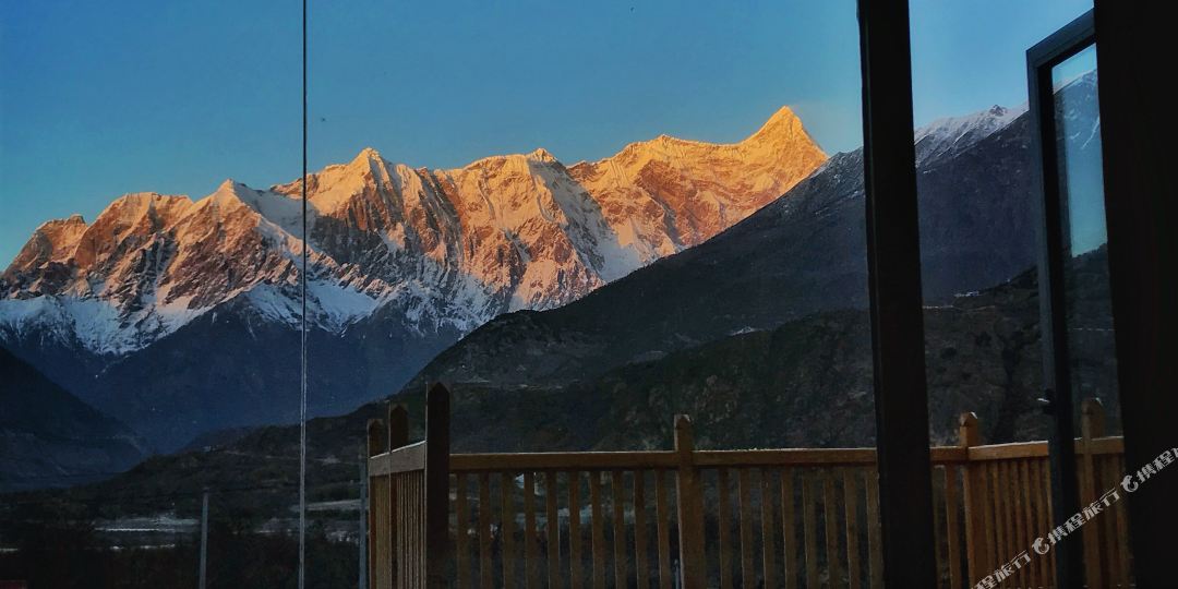 起远度假村