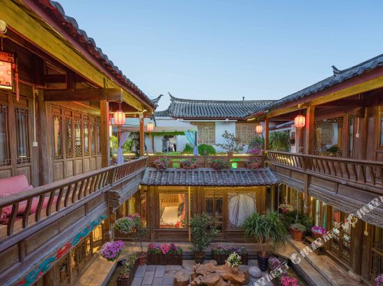 花住·凡花无界酒店(丽江古城大研古镇南门桥店)