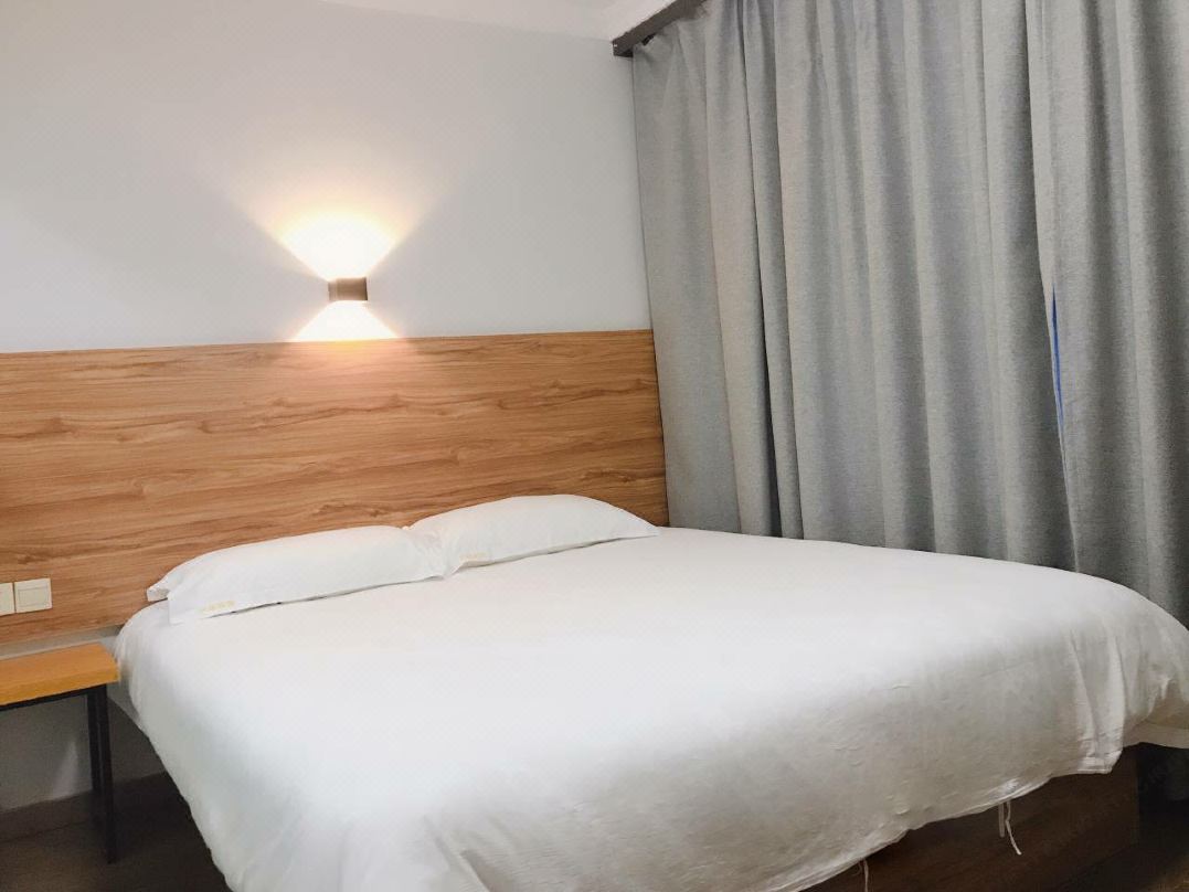 Huyuan Hotel