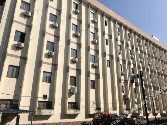 上海红鲤语商务酒店(朱家角古镇景区店)