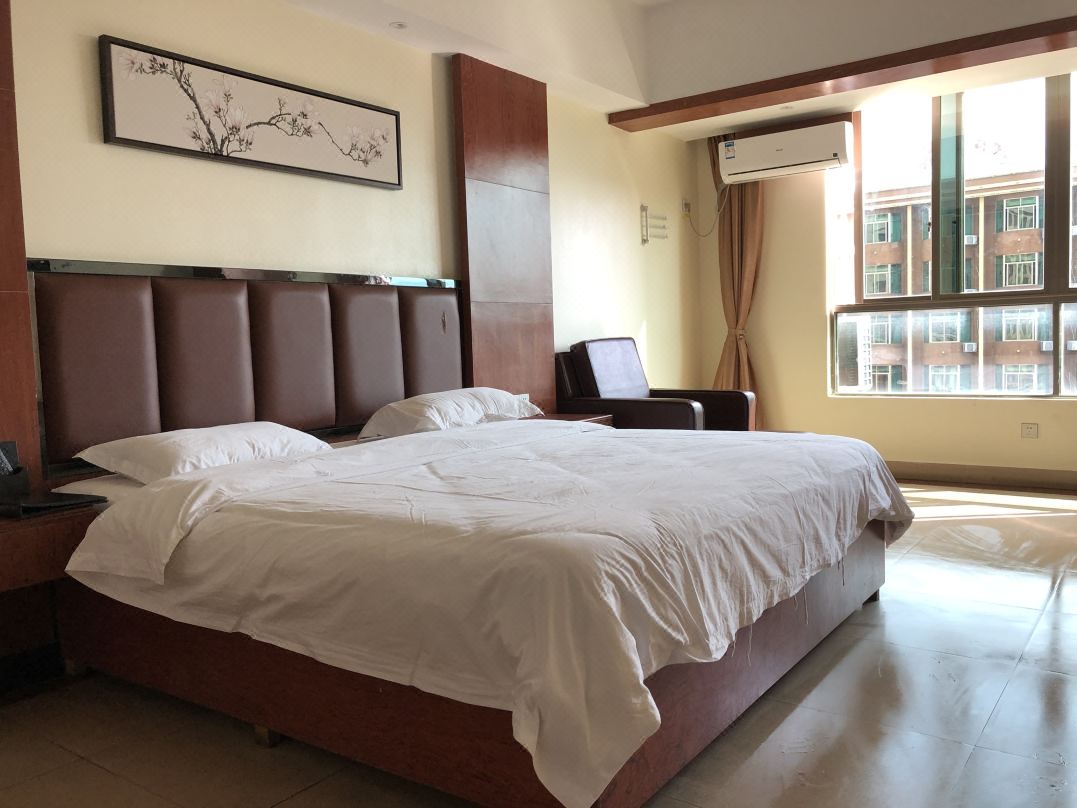 Haikou Lejiaxing Travel Rental
