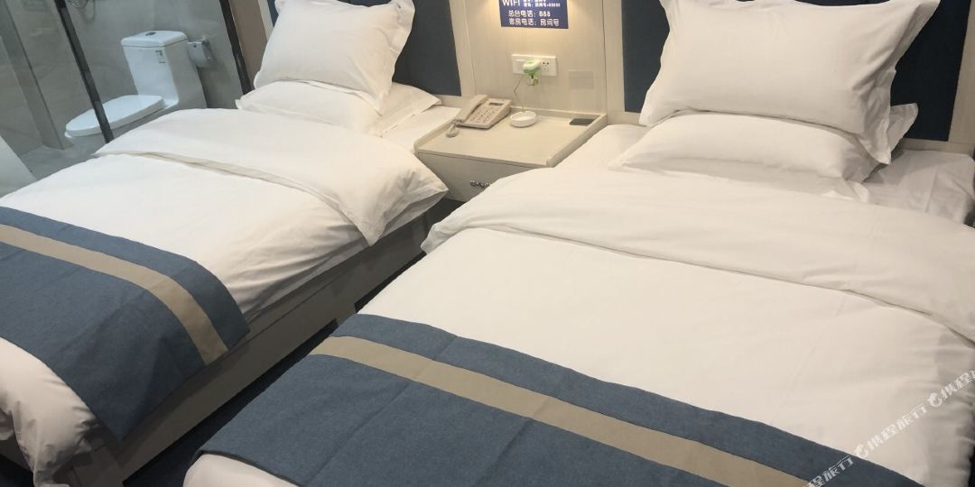 修武雪泉快捷坦酒店