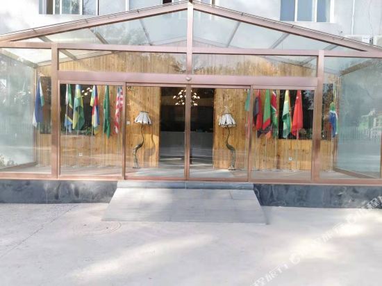 北京路酒泉风情酒店