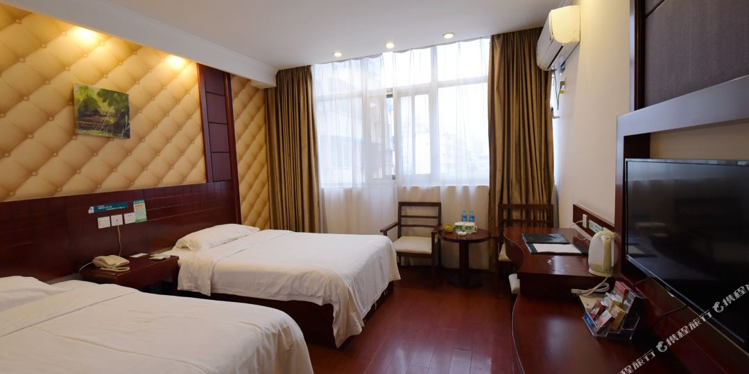 雷克演泰酒店(淮北孟山北路店)