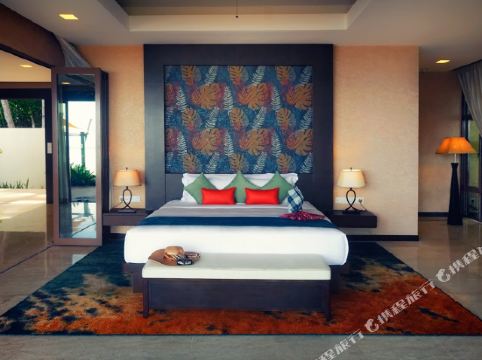 Borneo Eagle Resort - Tap to explore photos