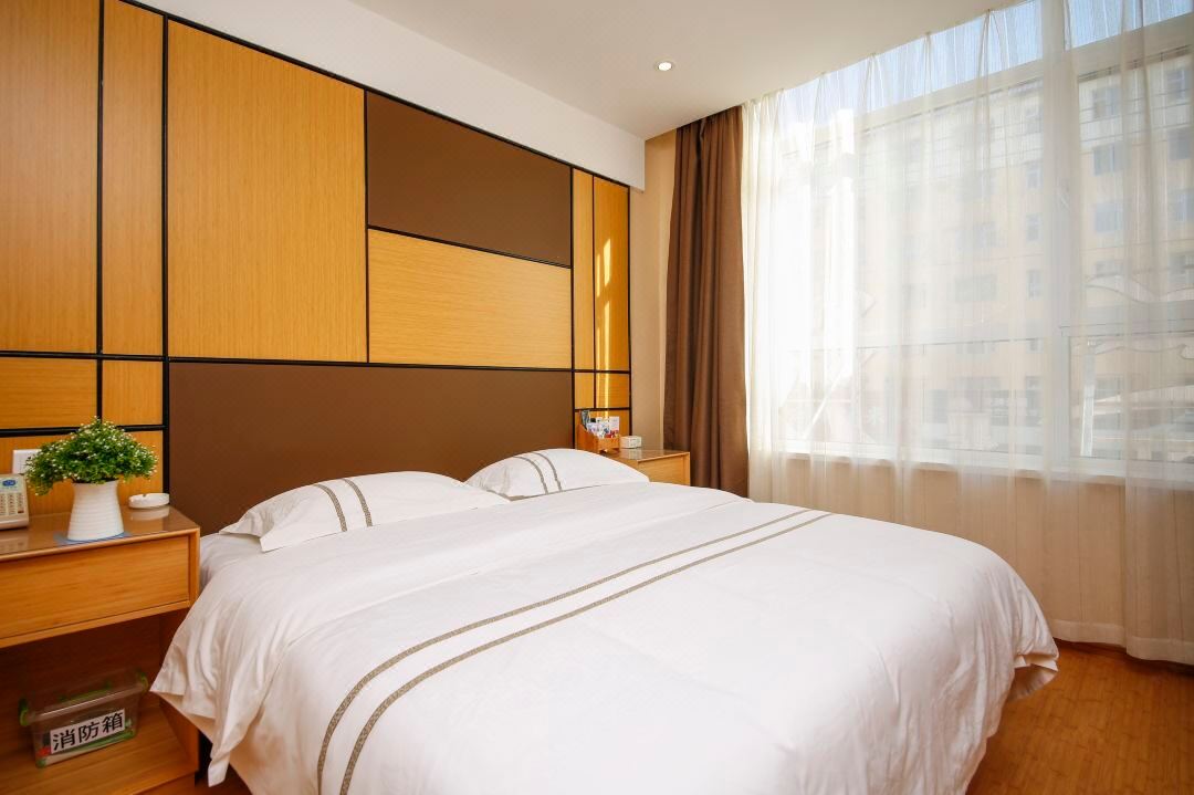 Hanxing Hotel Luohe