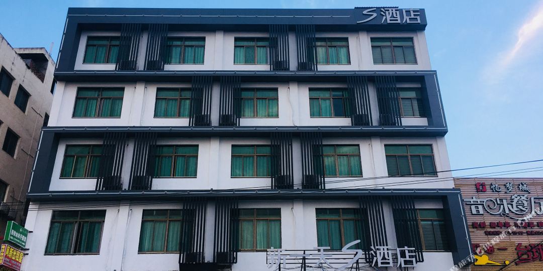 新天一快捷酒店(海沧店)