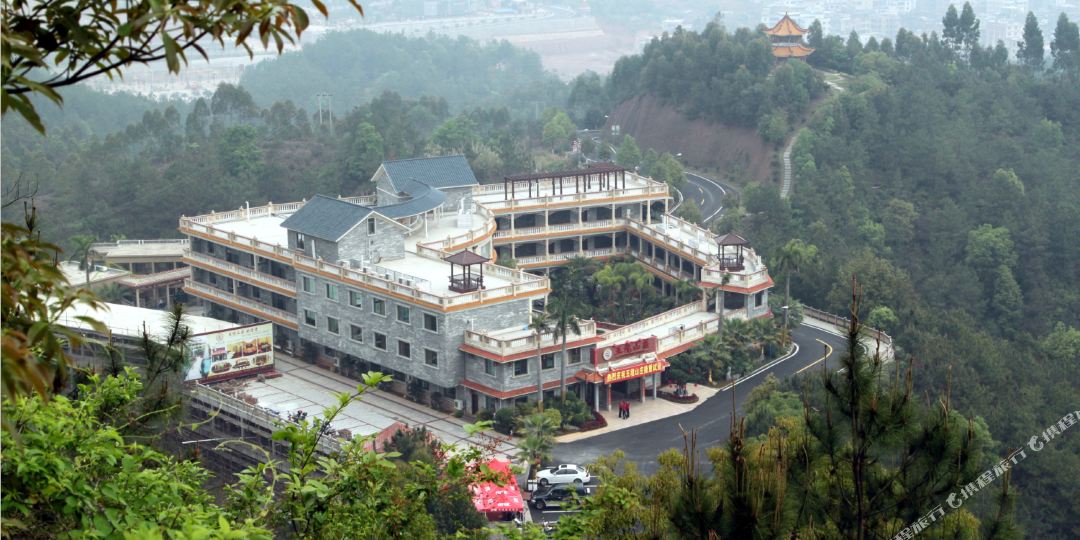 平远县境山庄