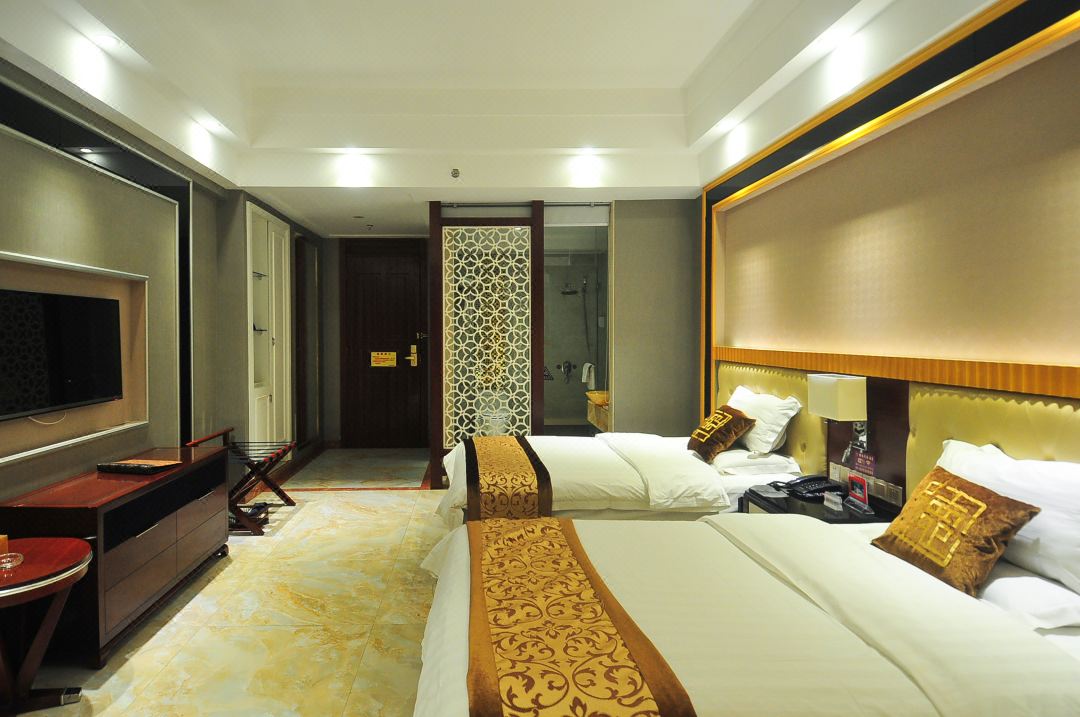 Qionghai Jiaji Hengde Huanglong Hotel