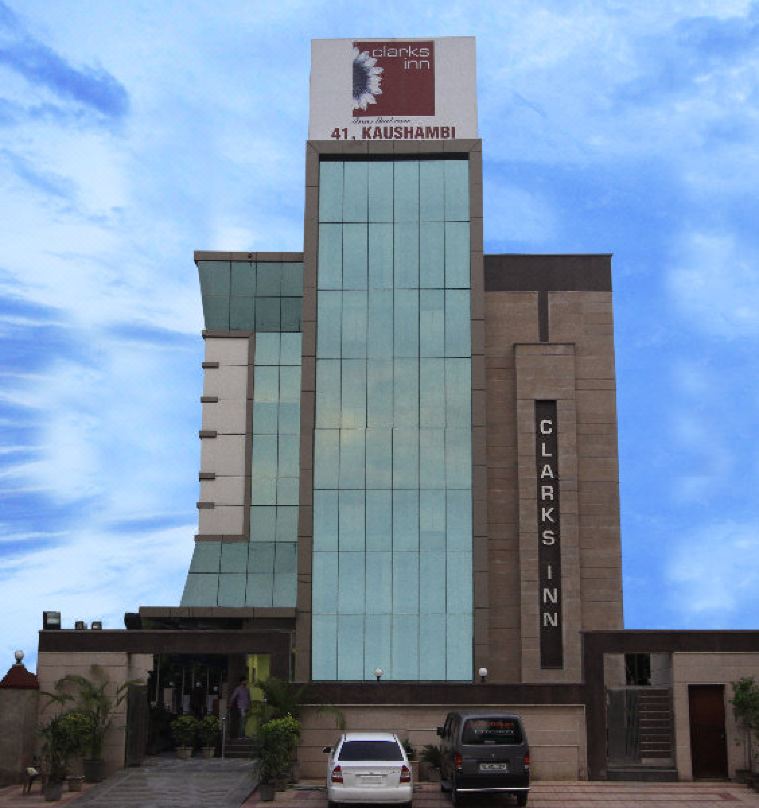 Hotel Clark Inn Kaushambi