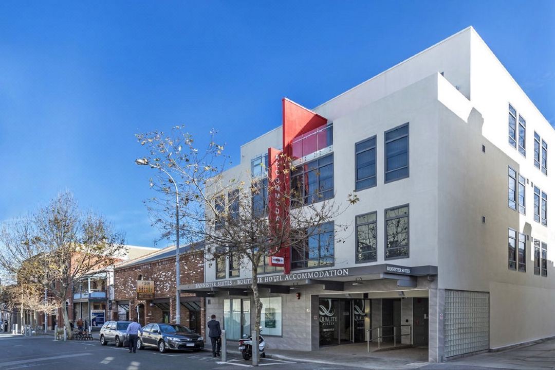 New Haus by Hougoumont Hotel, Former Bannister 22