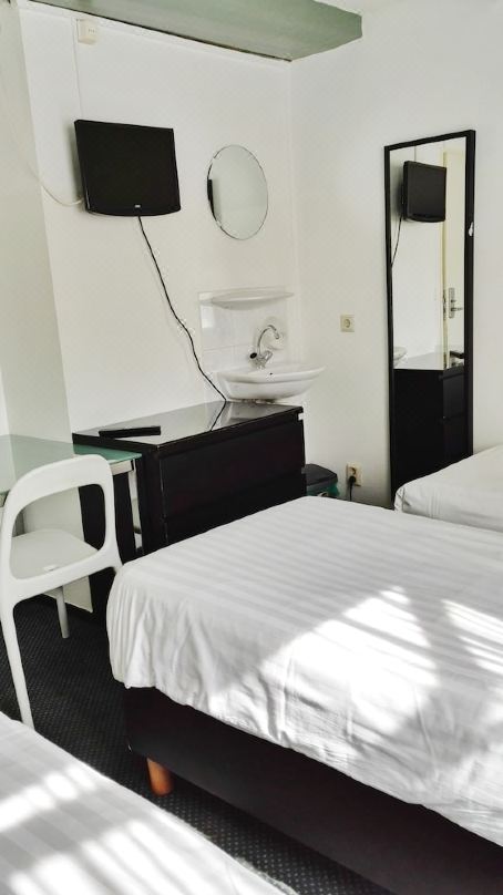 Rembrandt Square Hotel