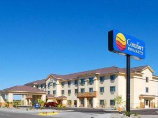 Comfort Inn Suites Yuma I 8 Yuma 9 0 1 7 Hotel Price