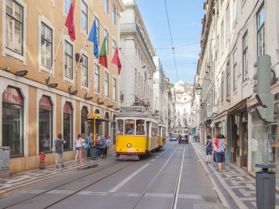Dear Lisbon - Palace Chiado Suites - Tap to explore photos