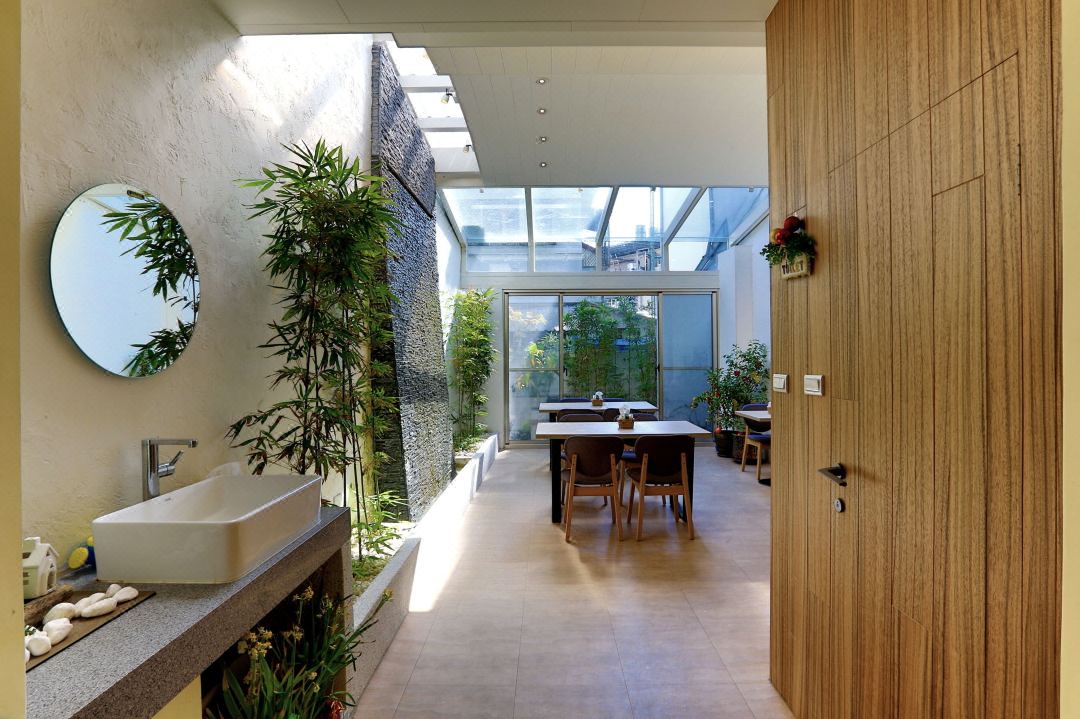 Station 100 Meter B&B