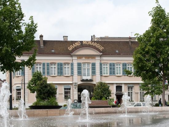 Best Western Premier Grand Monarque Hotel & Spa - Tap to explore photos