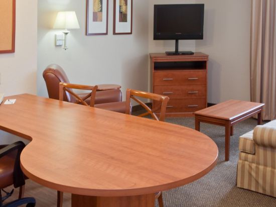 Candlewood Suites HOUSTON MEDICAL CENTER - Tap to explore photos