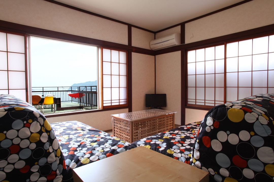 비치 커뮨 심프루즈 어덜트 온리