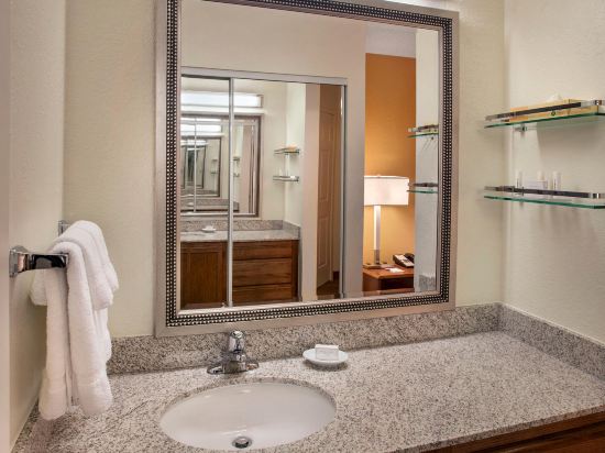 Sonesta ES Suites Allentown Bethlehem Airport - Tap to explore photos