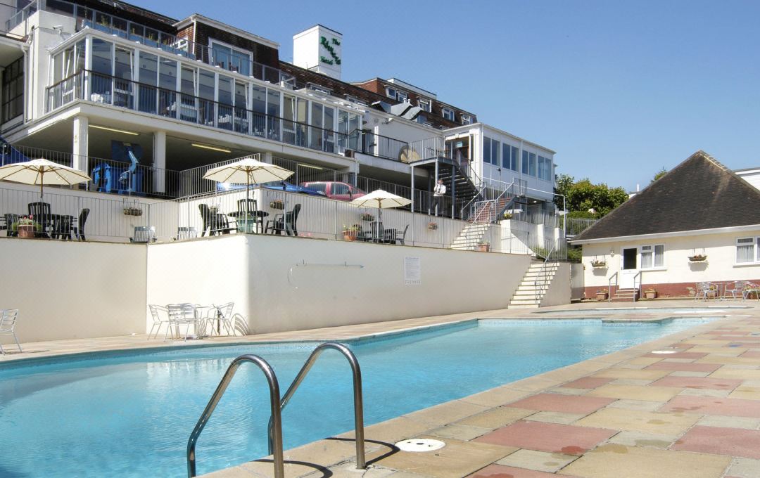 The Riviera Hotel & Apartments - Alum Chine