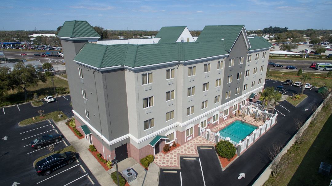 Country Inn & Suites by Radisson, St. Petersburg - Clearwater, FL