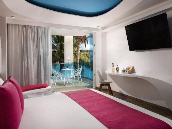 The Carmen Hotel - Beachfront, Adults Only - Tap to explore photos