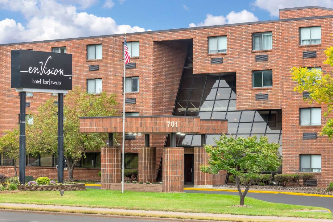 EnVision Hotel Saint Paul South