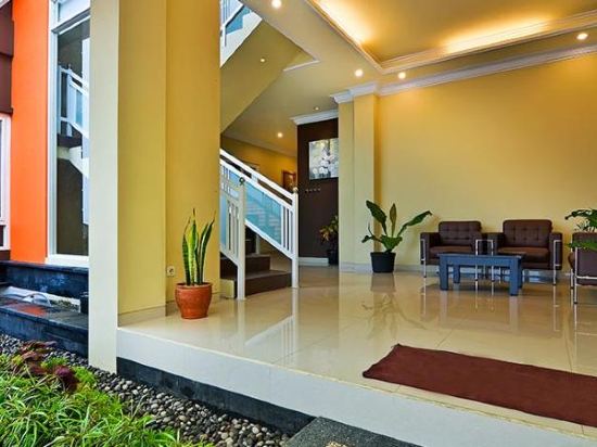 Riverstone Hotel Cottage Batu Price Address Reviews