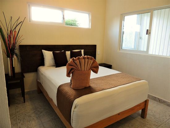 Hotel Shaddai - Tap to explore photos