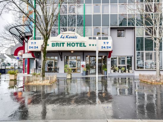 Brit Hotel St Nazaire Centre Gare - Tap to explore photos