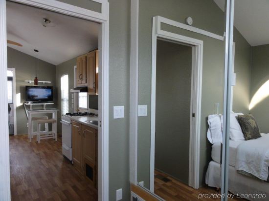Arden Acres Executive Suites Cottages Sacramento Price Address