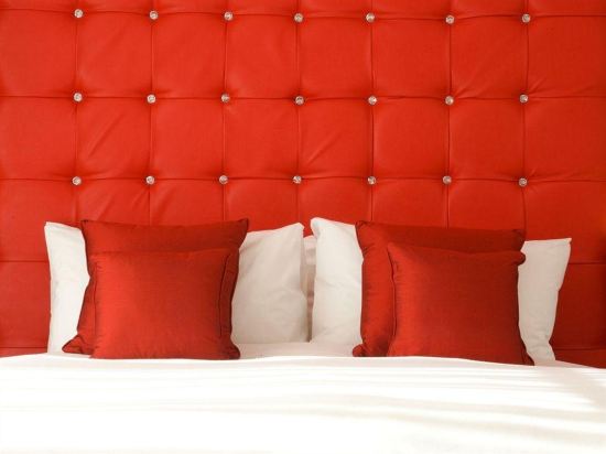 The Bermondsey Square Hotel - Tap to explore photos