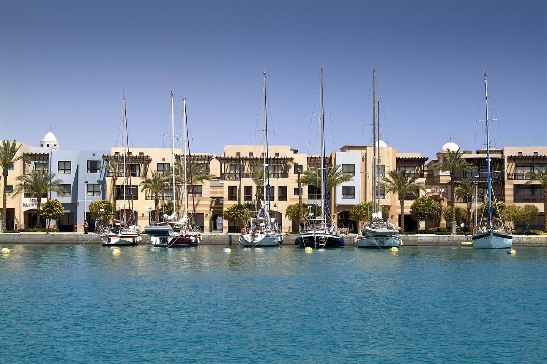 Hotel Marina Resort & Beach Club