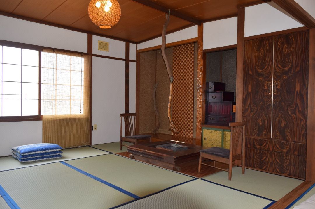 Minpaku sei  "青 200-1"
