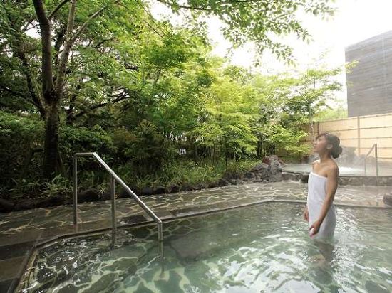 Kirishima Kanko Hotel - Tap to explore photos
