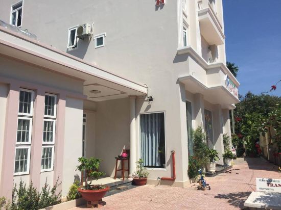 Gia Thanh Guest House - Tap to explore photos