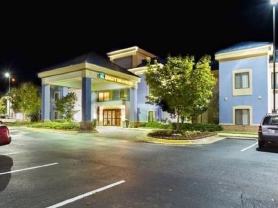 Quality Inn Suites Stafford Virginia Price Address Reviews