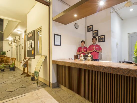 Poncowinatan Hotel Kota Yogyakarta Price Address Reviews