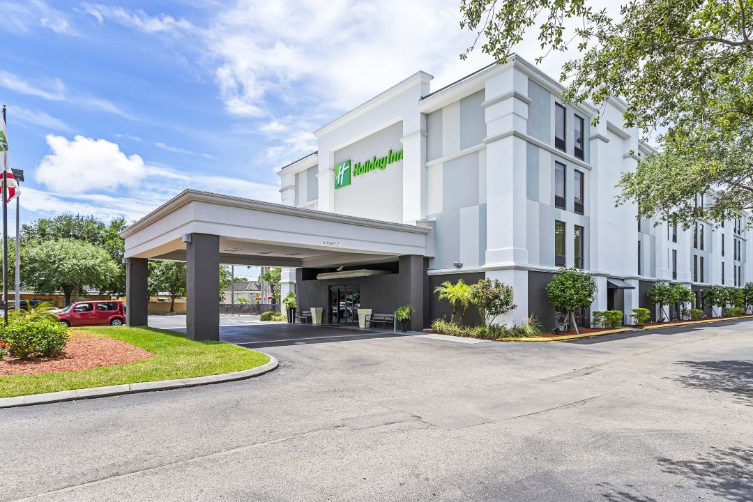 Holiday Inn ST. Petersburg West