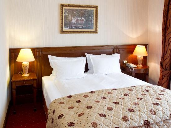 Crystal Palace Boutique Hotel - Tap to explore photos