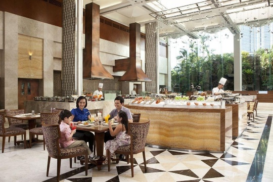 ダイアモンド ホテル フィリピン