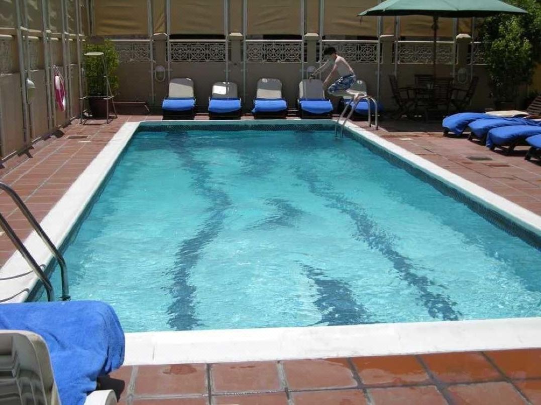 The Diplomat Suite Hotel
